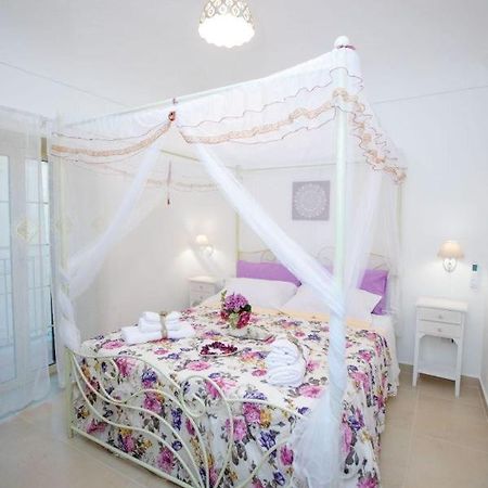 דירות סירקוזה Elizabeth House מראה חיצוני תמונה