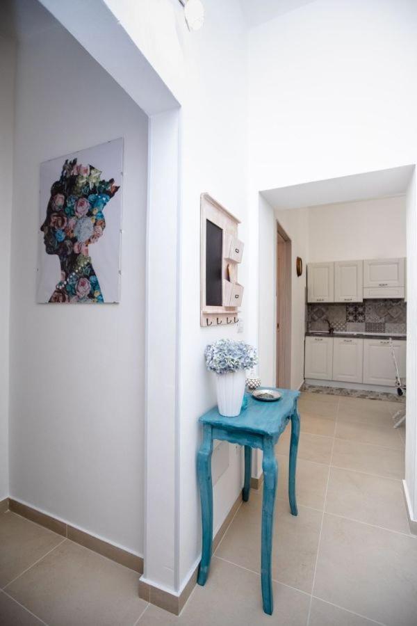 דירות סירקוזה Elizabeth House מראה חיצוני תמונה