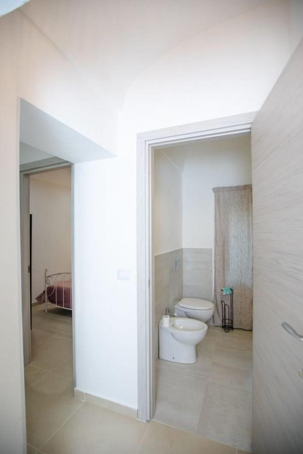 דירות סירקוזה Elizabeth House מראה חיצוני תמונה